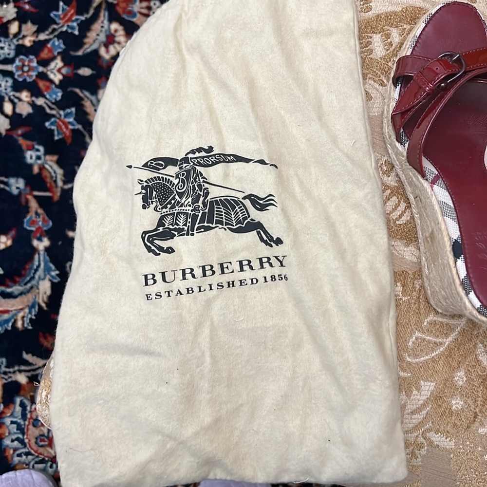 Burberry wedges - Picture 2 of 4